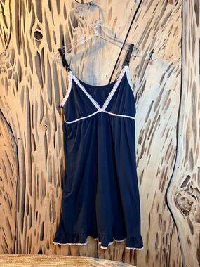 Bump In The Night Nursing Dress Size Large Black Pink Trim Snap Closure Midi